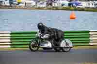 Vintage-motorcycle-club;eventdigitalimages;mallory-park;mallory-park-trackday-photographs;no-limits-trackdays;peter-wileman-photography;trackday-digital-images;trackday-photos;vmcc-festival-1000-bikes-photographs